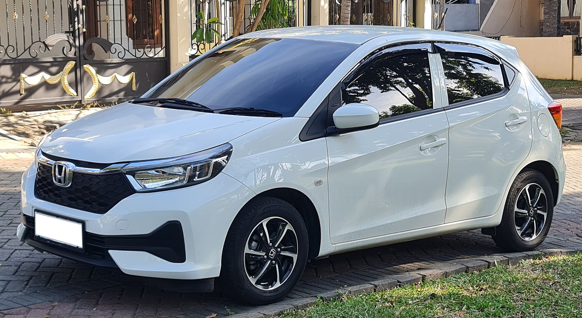 Honda Brio - Image 1