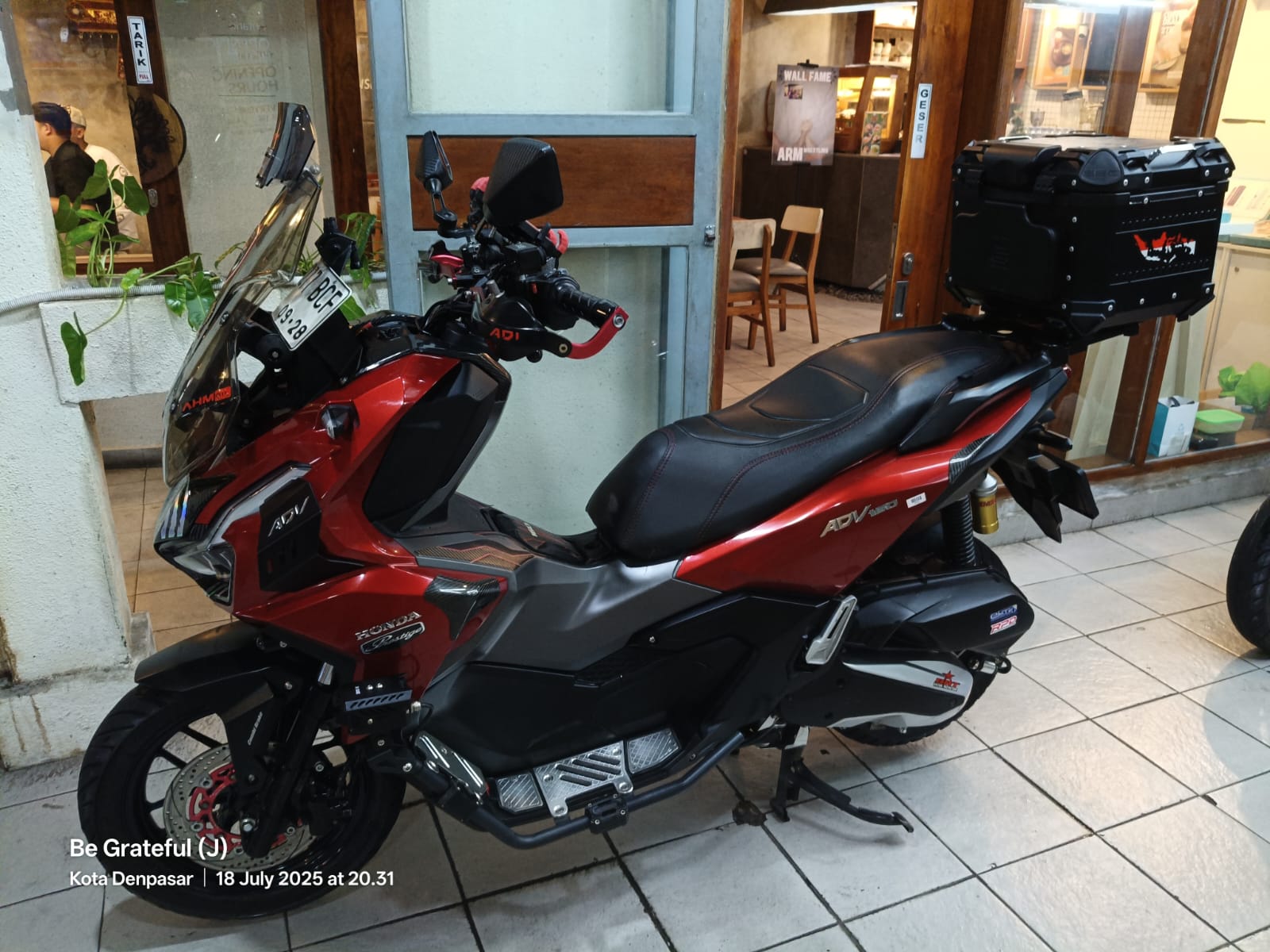 Honda ADV Red